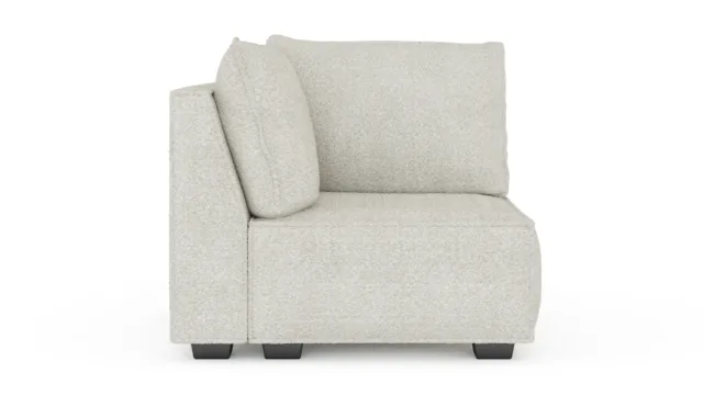 Elaine – White Boucle, Left Corner